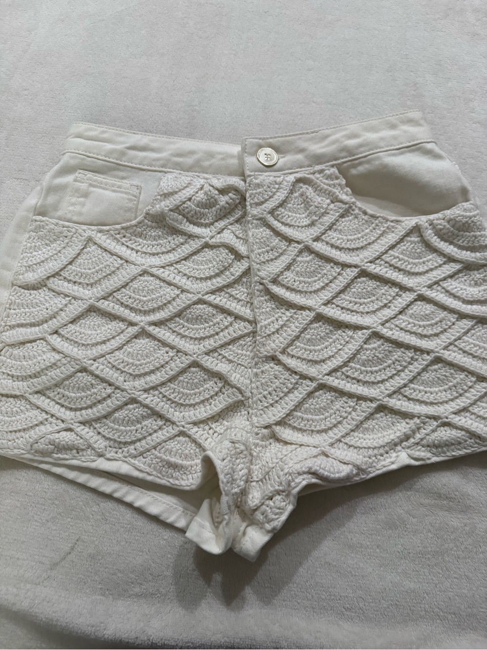 Farm Rio Crochet Detail Cotton Denim Shorts White Size 27 D92